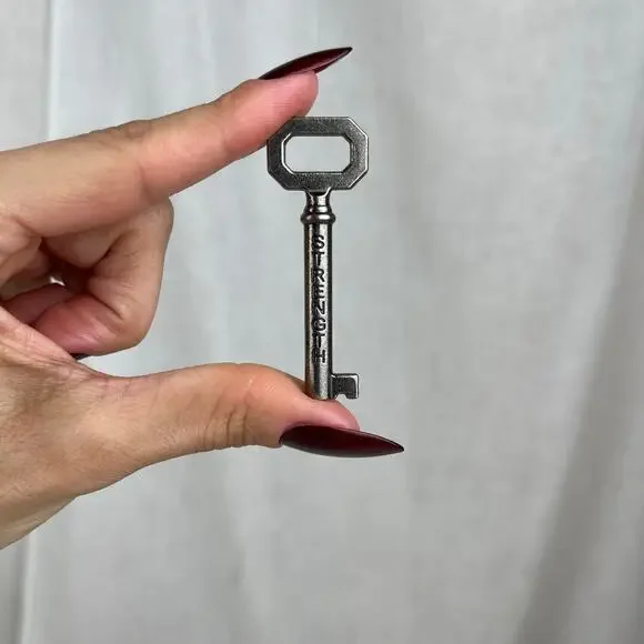 COURAGE & STRENGTH Engraved Key of Wisdom Charm Pendant Keepsake Dark Silver Key - Picture 8 of 16